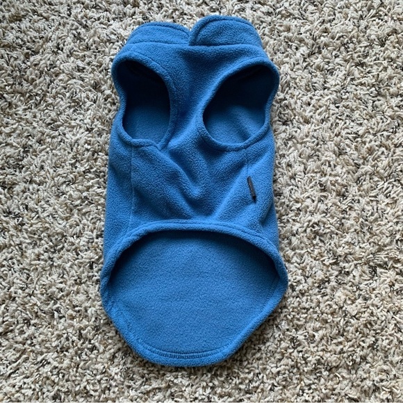 Gooby Fleece Vest, Small Dog Pullover Fleece Jacket with Leash Ring - Picture 3 of 7